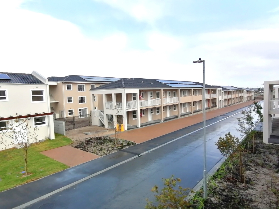 To Let 2 Bedroom Property for Rent in Stellendale Western Cape